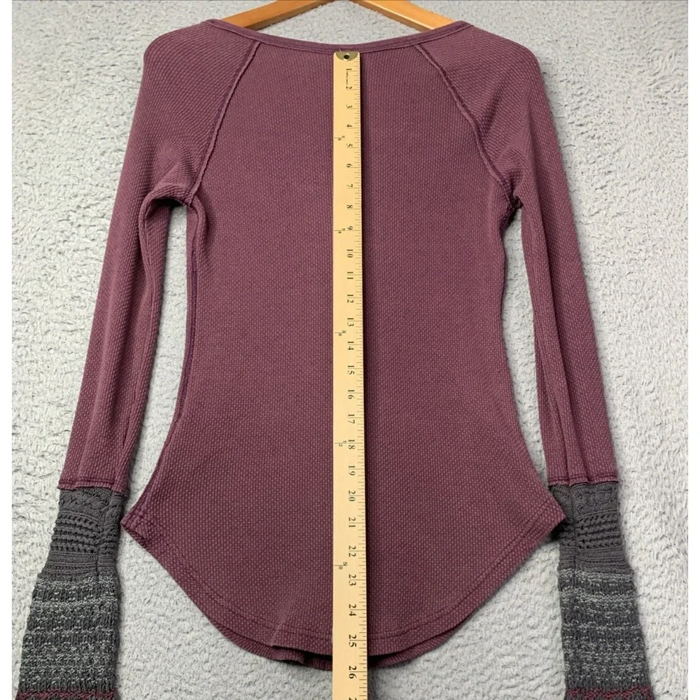 FREE PEOPLE Thermal Henley Womens Small Ski Knit Sweater Cuff Eggplant Purple